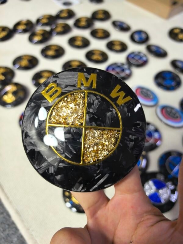 61430387f3b9c6877553ca23fc2fa74b Carbon fiber car emblem